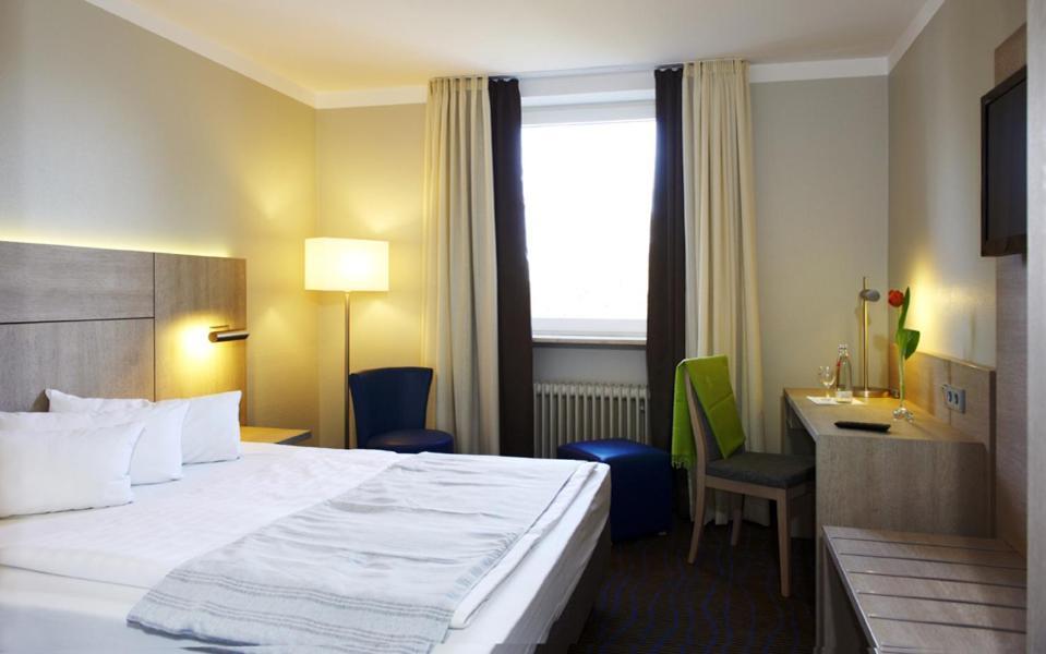 Stern Hotel Soller Ismaning Room photo
