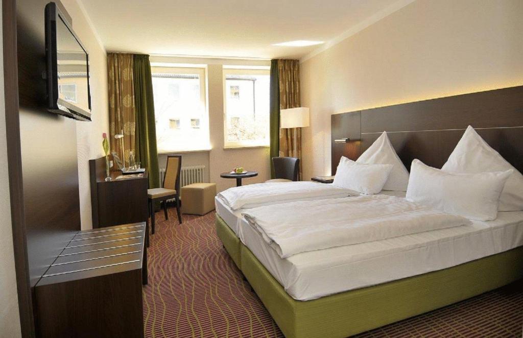 Stern Hotel Soller Ismaning Room photo